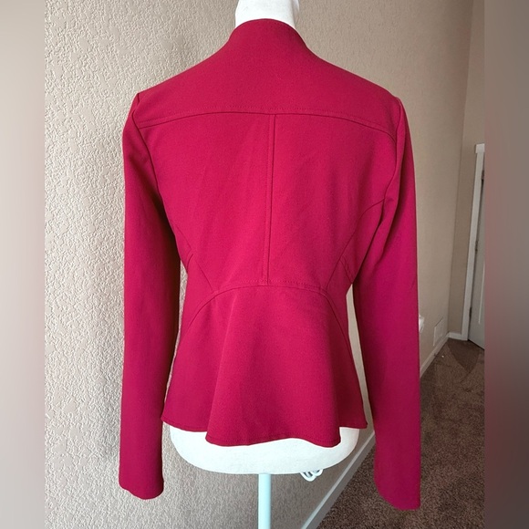 Alya Open Front Peplum Blazer - Women’s Small - Fuchsia - Picture 5 of 6